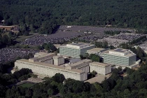 Hé lộ cửa hàng Starbuck bí mật trong lòng CIA