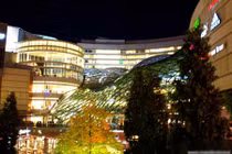 “Đột nhập” những chốn ăn chơi tốn kém ở Ba Lan