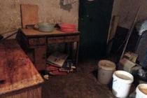 Hình ảnh bí mật về khu ổ chuột dưới lòng đất 