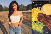Bí quyết ăn sáng như người đẹp Kylie Jenner để có vóc dáng đồng hồ cát