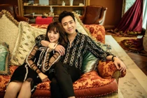 Ngắm thời trang ăn ý của Trấn Thành – Hari Won cực đáng yêu