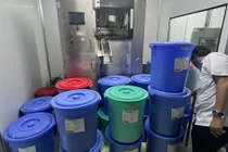 Công an TP.HCM 'cất lưới' ổ thuốc giả rất lớn ngay trong nhà máy tân dược thật