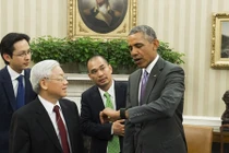 Cận cảnh chiếc đồng hồ của Tổng thống Obama 