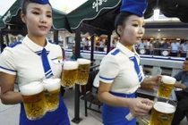 Ảnh hiếm về Lễ hội Bia Taedonggang ở Triều Tiên