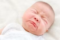 Lý do khủng khiếp khiến mẹ không cho bé khóc quá 10 phút