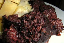 Món ăn truyền thống kỳ quặc có 1-0-2