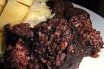 Món ăn truyền thống kỳ quặc có 1-0-2