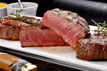 Thịt đỏ không tốt cho sức khỏe, nhưng ăn theo cách này giảm bớt tác hại