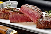 Thịt đỏ không tốt cho sức khỏe, nhưng ăn theo cách này giảm bớt tác hại