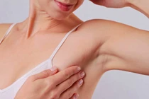Những cách đơn giản triệt lông nách sạch bong tại nhà