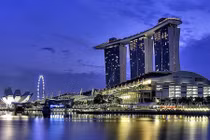 Những tòa nhà chọc trời tiền tấn