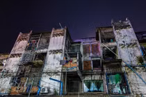 Bên trong khu nhà ổ chuột ở Campuchia