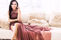 Thú chơi hàng hiệu cực sang chảnh của vợ tỷ phú Chính Chu