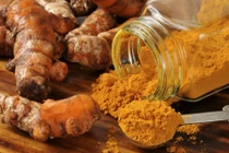 Trị rạn da sau sinh chỉ bằng nghệ, chanh và dầu dừa nguyên chất