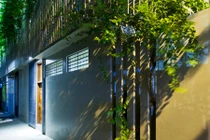 Nhà Xanh Hà Nội sốt xình xịch trên báo ngoại