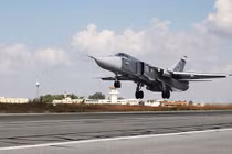 Căn cứ Nga ở Syria hứng 36 quả rốc két