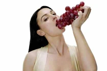 “Bí kíp” ăn uống giúp nâng kích cỡ vòng một