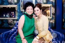 Điểm danh những bạn bè “siêu khủng” của Lý Nhã Kỳ