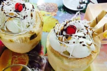 Những món kem độc đáo mát lạnh xua tan cái nóng gắt ở Hà Nội