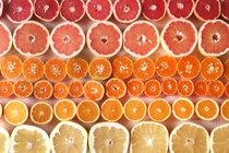 Mê mẩn với bộ ảnh sắp xếp thực phẩm bảy sắc cầu vồng 