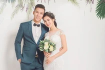 Vợ xinh đẹp của Quế Ngọc Hải sở hữu gu thời trang sành điệu ra sao?