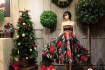 Ngắm gu thời trang từ bánh bèo đến gợi cảm của Bích Phương