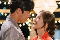 Gái ế nhờ trai lạ tháp tùng dự đám cưới người yêu cũ và cái kết bất ngờ