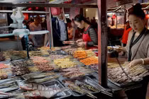 Ghé thăm chợ đêm nổi tiếng ở Trung Quốc 