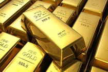 Trung Quốc tăng tốc dự trữ vàng, vượt mặt Nga
