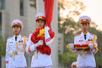 Lễ thượng cờ mừng Quốc khánh ở Lăng Chủ tịch Hồ Chí Minh