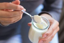 Điều kỳ diệu gì xảy ra khi bạn ăn sữa chua mỗi sáng