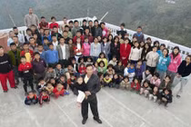 Cuộc sống người đàn ông có 39 vợ và gần 100 con