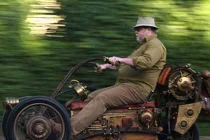 Xe máy tự chế đẹp như trong chuyện cổ tích