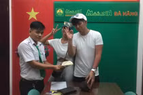 Tài xế taxi ở Đà Nẵng trả lại 932.000 Yên Nhật cho du khách bỏ quên trên xe