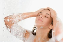 Những thói quen phổ biến khi tắm phá hoại ham muốn “chuyện ấy” 