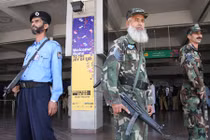 “Mổ xẻ” sân bay tệ nhất thế giới năm 2014