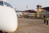 Có gì bên trong sân bay tệ nhất thế giới?