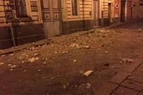 Italy: Động đất làm rung chuyển đảo Sicily, hàng chục người bị thương