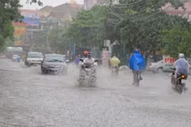 Thời tiết hôm nay 26/5: Hà Nội và miền Bắc mưa cực lớn