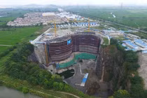 Ngắm khách sạn vách đá siêu sang ở Trung Quốc sắp hoàn thiện