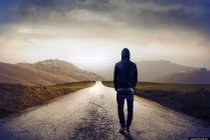 Sang hè, 4 con giáp này có thu nhập khủng, tiền ào ào đến như thác lũ!