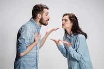 Vợ chồng chăm cãi nhau có lợi cho sức khỏe, cải thiện “chuyện ấy“