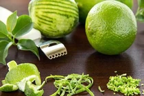 Vỏ chanh tưởng là đồ bỏ đi hóa ra lại có những lợi ích tuyệt vời này