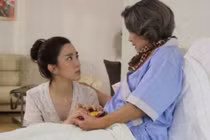 Khó xử khi chồng cũ vừa mất, mẹ anh lại muốn nuôi con tôi