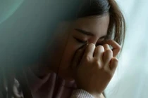  Mới sinh con, sống chung với mẹ chồng tôi thấy như địa ngục