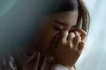  Mới sinh con, sống chung với mẹ chồng tôi thấy như địa ngục