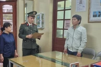 Dùng chất phóng xạ trong bài bạc bịp, một đối tượng bị khởi tố