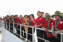 Đoàn đại biểu TP HCM thăm quần đảo Trường Sa và nhà giàn DK1