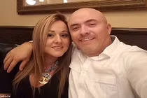 Vợ xinh đẹp chết không kịp nhìn mặt chồng vì hút mỡ bụng