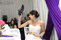 Cười nắc nẻ với những phong tục cưới kỳ lạ nhất thế gian 